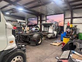 Certified diesel technician performing semi truck repair in Dallas, TX